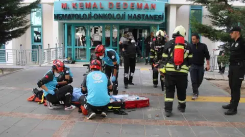 Erciyes Üniversitesi’nde deprem ve yangın tatbikatı