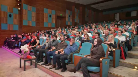 Esenyurt’ta Cumhuriyet coşkusu Türk müziğiyle taçlandı