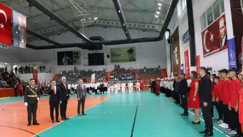 29 Ekim Cumhuriyet Bayramı Pamukkale'de bayraklı balonlarla kutlandı