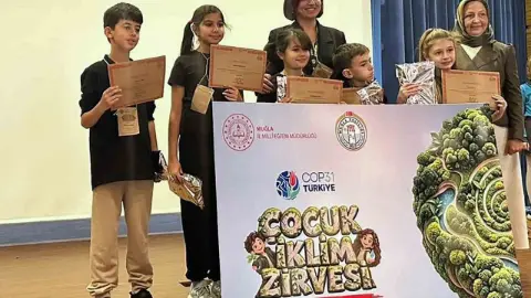 MTK Koleji öğrencilerinden İklim Zirvesi’nde sürdürülebilir gelecek vurgusu