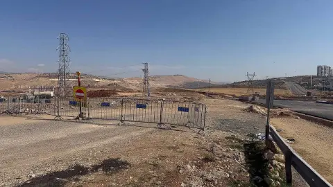 Siirt Hastane Kavşağı'nda Belirsizlik: Vatandaşlar Çözüm Bekliyor