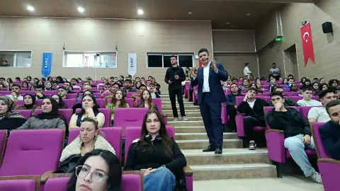 Bakan Yardımcısı Boyraz’dan BARÜ öğrencilerine teşekkür
