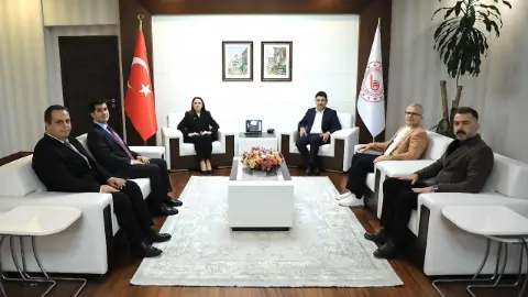 Bakan Yardımcısı Boyraz’dan Valilik ziyareti