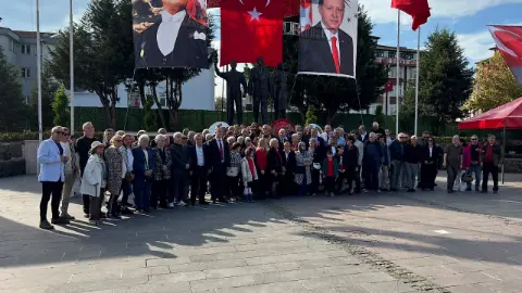 Yeni Parti Cumhuriyet Bayramı’nı kutladı