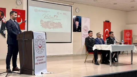 Elazığ'da Şehit Babası ve Gaziler Öğrencilerle Buluşarak Tecrübelerini Paylaştı