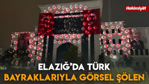 Elazığ’da Türk Bayraklarıyla görsel şölen