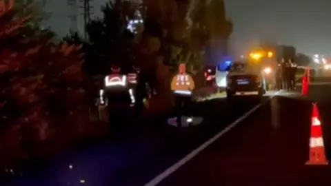 Yol kenarında bir kişinin cansız bedeni bulundu
