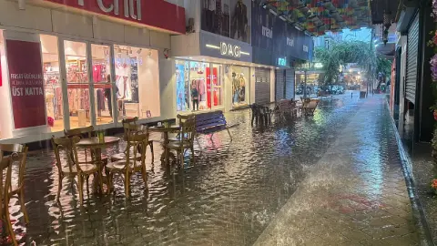 Fethiye’de şiddetli yağış sonrası Paspatur