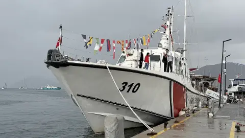 Muğla'da askeri gemiler ziyarete açıldı
