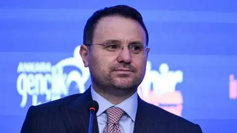 Bakan Gürlek'ten gençleri hedef alan suç örgütlerine mesaj