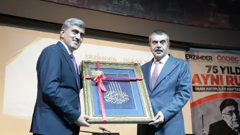 Bakan Tekin: "İmam hatip okullarının üçüncü kurucusu Cumhurbaşkanımız Recep Tayyip Erdoğan’dır