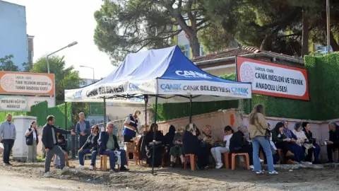 Canik Belediyesi KPSS adayları ve aileleri için sahaya indi