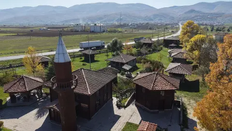 Odun Olmaktan Kurtarılan 300 Yıllık Tarih: Ambarköy'ün İbretlik Camisi
