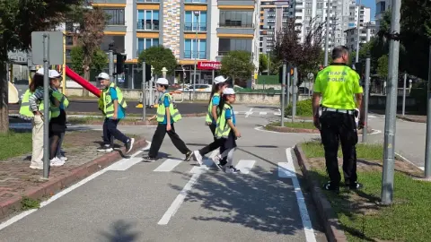 Samsun'da 15 bini aşkın öğrenciye uygulamalı trafik eğitimi verildi