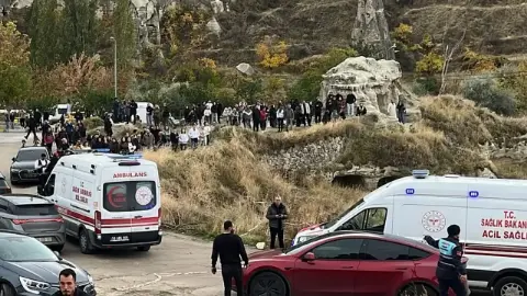 Kayseri'nin yanı başında peri bacası çöktü! Ölü ve yaralılar var!