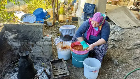 Konya’da Yörüklerin mesaisi! Toroslar’ın zirvelerinde kazanlar kaynıyor