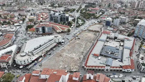 Konya’nın tarihi çarşısında dönüşümde ikinci perde kapandı