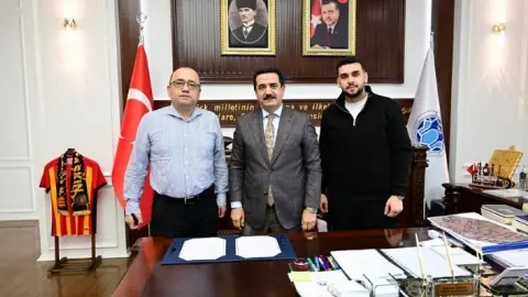 Çöşnük, Yıldıztepe, İskender ve Alacakapı mahallelerinde yapımı devam ediyor! Paşaköşkü için imzalar atıldı