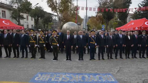 Malatya'da 29 Ekim kutlamaları Mevlid ve Hatm-i Şerif duasıyla başladı