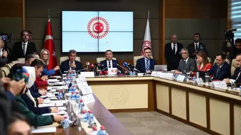 Sıcak gelişme: Mekke Anlaşması komisyondan geçti