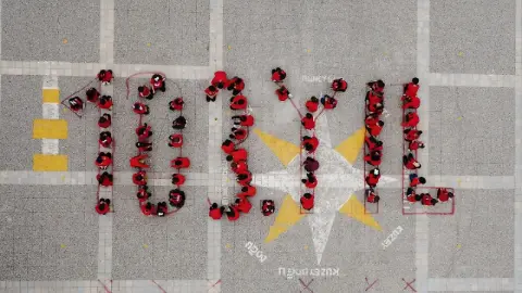 Elazığ’da ilkokul öğrencilerinden Cumhuriyet’in 103. yılına özel koreografi