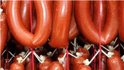 Bakanlık ifşa etti! Hacı Kemal marka dana sucukta domuz eti tespit edildi