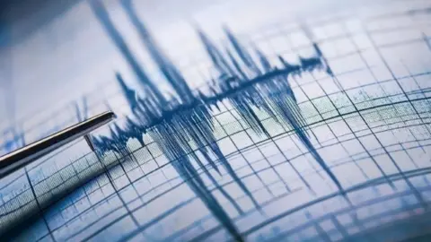 Japonya'da Ogasawara açıklarında 7.0 büyüklüğünde deprem meydana geldi