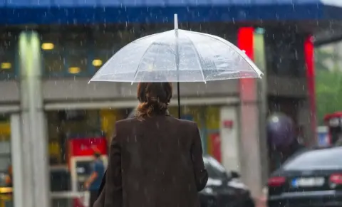 Meteoroloji'den sarı kodlu uyarı var! Sağanak İstanbul dahil birçok kenti vuracak