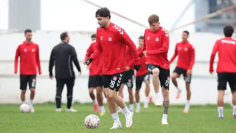 Sivasspor’da teknik direktör Çağdaş Çavuş oldu!