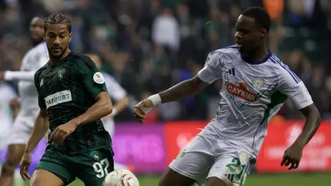 Kocaeli'de Puanlar Paylaşıldı: Kocaelispor 0-0 Çaykur Rizespor