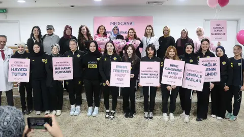 Meme kanserini yenen kadınlar Medicana Konya'da konuştu! “Kendi değerinizi bilin”