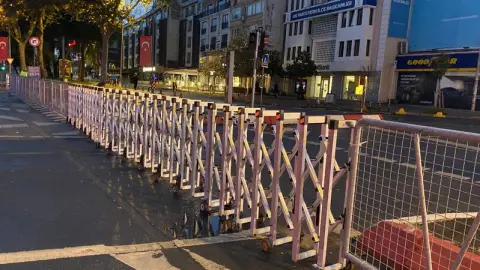 İstanbul'da kapatılan yollar trafiğe açıldı