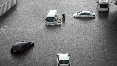 Türkiye'de ekstrem hava olayları 20 yılda 2 kattan fazla arttı: İlk sırada sel ve fırtına var