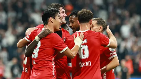 Başakşehir galibiyetinin ardından Beşiktaş'ın yıldızına övgü:'Başakşehir'in dengesini bozdu, kusursuzdu!