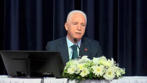 Vali Gül: Yıl sonu diye gerekli gereksiz ödeneklerin tamamını harcamak zorunda değiliz