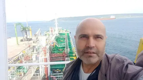 57 Günlük Bekleyiş Sona Erdi: Kaptan Rahmi Temel İzmir'de Defnedilecek