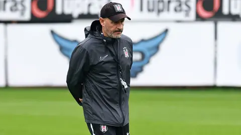 Beşiktaş’ta Vincenzo İtaliano’dan savunma alarmı