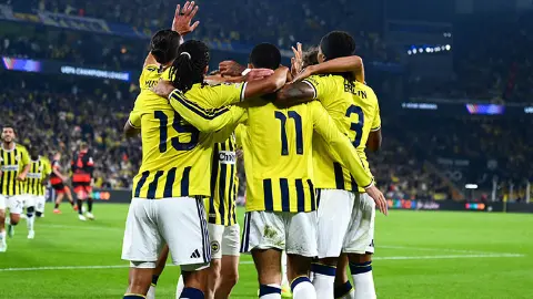 Fenerbahçe, Kartal sonrası Kuyt ile çıkış arıyor!