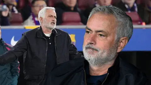 Jose Mourinho'dan El Clasico sonrası VAR tepkisi!'60. dakikada uyuyordu!