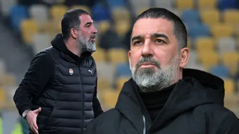 Arda Turan:'Yaşadığımız zorlukların tamamen farkındayım!