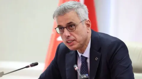 Sağlık Bakanı Kemal Memişoğlu TÜSEB Ödülleri Töreni’ne katıldı