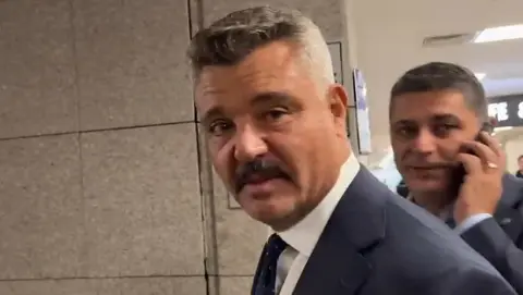 Sadettin Saran ilk duruşma için adliyeye geldi