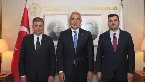 İzmir'in turizm potansiyeli Bakan Ersoy'un gündeminde!