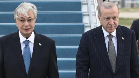 Kazakistan Cumhurbaşkanı Tokayev'e Beştepe'de karşılama töreni