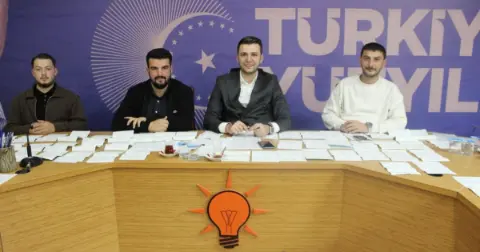 AK Genç Çayırova’dan 526 yeni üye!