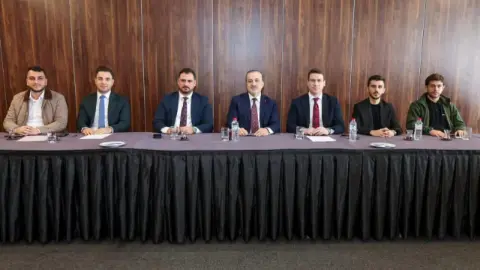 Şahin Talus, çalışmayan gençlik kolları başkanlarını uyardı mı?