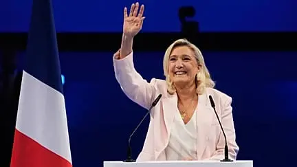 Fransa'da Marine Le Pen,'hukukun üstünlüğünü yeniden tesis' vaadiyle cumhurbaşkanlığı kampanyasını başlattı