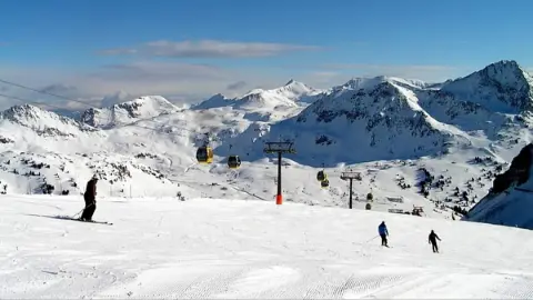 Karı garanti tatil: Avrupa'nın en güvenilir kayak merkezleri ve bölgeleri