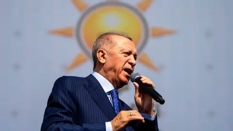Erdoğan'dan tren kazasının yaşandığı İspanya'yla dayanışma mesajı