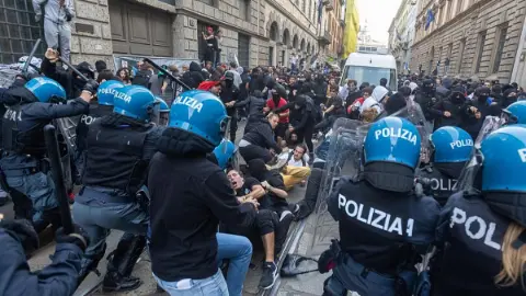 Milano'daki olaylarla bağlantılı mesajlar ortaya çıktı: ‘Polisin silahını alalım,’ ‘Gucci'yi soyalım’